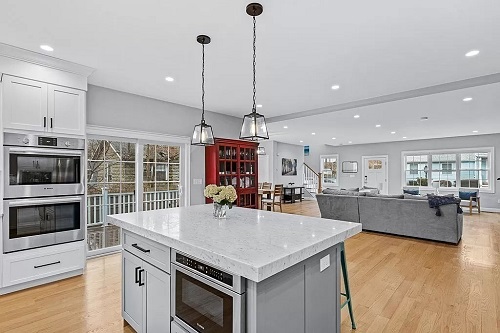 Kitchen redesign Aureli Construction