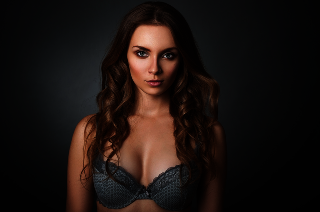 Zurich Escort Agency | deluxe-sensations Picture Box