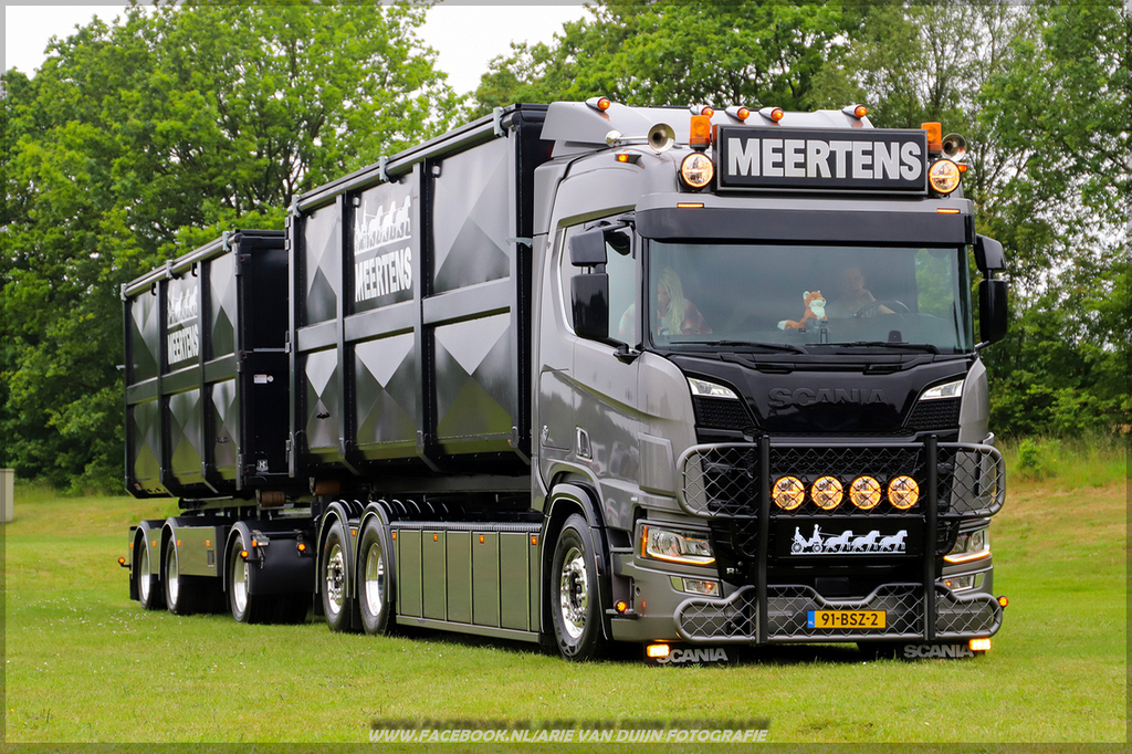 suerr (22)-BorderMaker - 
