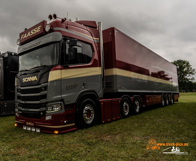 Truckshow #superdik 2024 Papendal, powered by www Truckshow Superdik #superdik 2024, Papendal, Niederlande #truckpicsfamily, www.truck-pics.eu