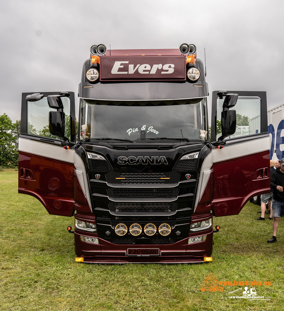 Truckshow #superdik 2024 Papendal, powered by www Truckshow Superdik #superdik 2024, Papendal, Niederlande #truckpicsfamily, www.truck-pics.eu