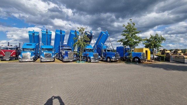 2024-07-06 18.38.34 US-Trucks Truck Meeting Oerle / Veldhoven #truckpicsfamily