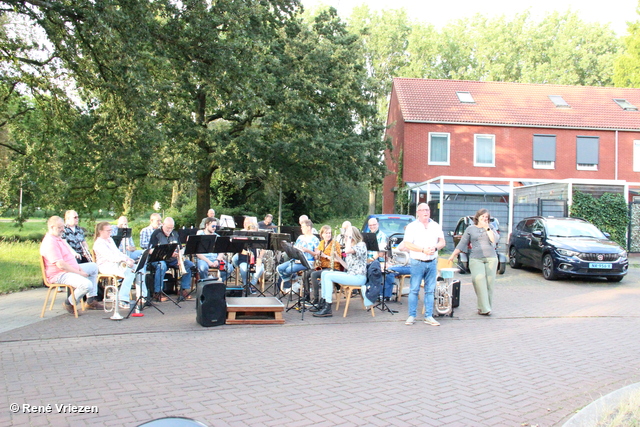 René Vriezen 20240711 031 Arnhems Fanfare Orkest Einde Seizoen Concert Roggeveenhof bij Quattro Musica do 11 jui 2024