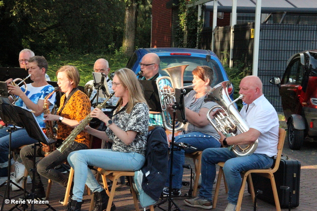 René Vriezen 20240711 059 Arnhems Fanfare Orkest Einde Seizoen Concert Roggeveenhof bij Quattro Musica do 11 jui 2024