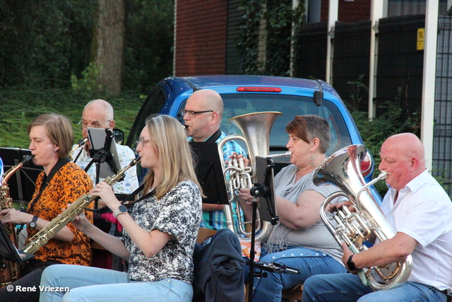 René Vriezen 20240711 084 Arnhems Fanfare Orkest Einde Seizoen Concert Roggeveenhof bij Quattro Musica do 11 jui 2024