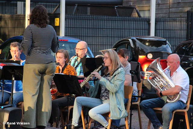 René Vriezen 20240711 152 Arnhems Fanfare Orkest Einde Seizoen Concert Roggeveenhof bij Quattro Musica do 11 jui 2024