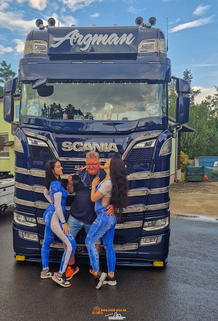 k-Argman Sraz 2024 #truckpicsfamily-539 Sexy Bodypainting Girls only! Argman Sraz 2024 #truckpicsfamily powered by Detlef Pötsch, Airbrush und Bodypainting