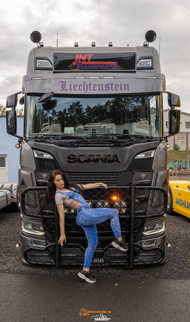 k-Argman Sraz 2024 #truckpicsfamily-621 Sexy Bodypainting Girls only! Argman Sraz 2024 #truckpicsfamily powered by Detlef Pötsch, Airbrush und Bodypainting