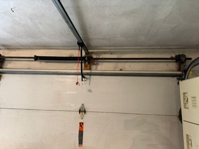 IMG-20240514-WA0302-640x480 A To B Garage Door Solution