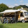 k-Historische Campingfahrze... - Historische Campingfahrzeug...