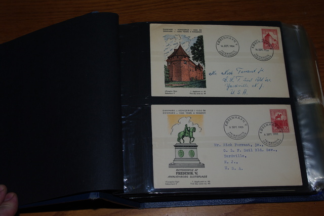 IMGP8207 Danemark Schweden USA 3 albums 5 kg covers