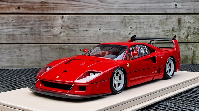 20241016 142754 F40 LM 1:12 Kyosho