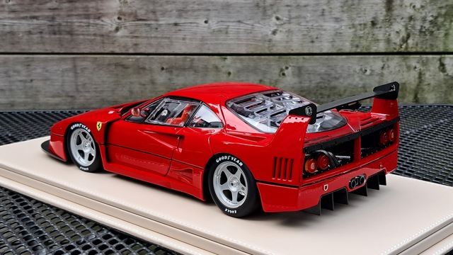 20241016 142951 F40 LM 1:12 Kyosho