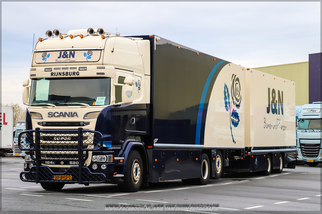 Shoottt (17)-BorderMaker - 