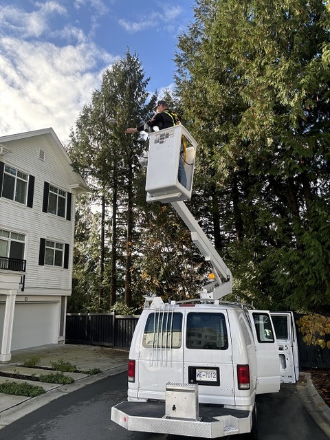 c4 Quarter Cheaper Signs Bucket Truck Rental