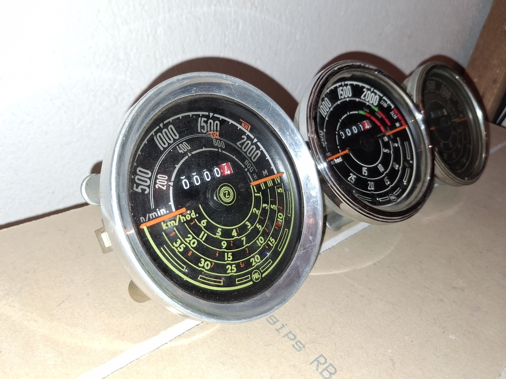 20241203 193640 - Zetor Tractor