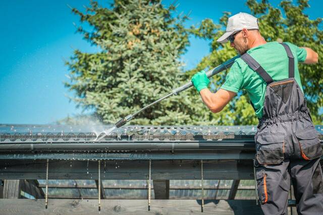 roof-and-gutters-cleaning-1536x1025-1 PRESCOTT RAIN GUTTERS