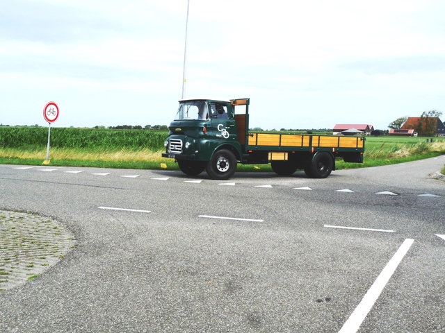 P1160483 Tourtocht Friese Oldtimers juli 2023