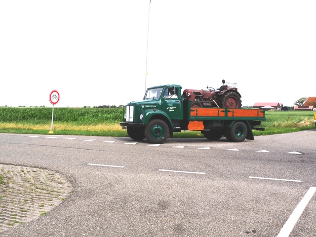 P1160486 Tourtocht Friese Oldtimers juli 2023