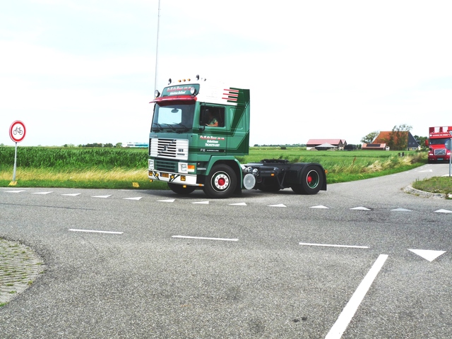 P1160492 Tourtocht Friese Oldtimers juli 2023