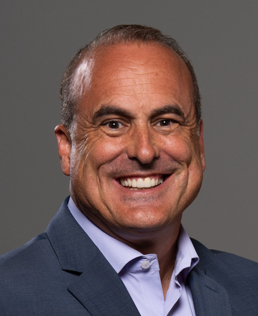 J Todd Russ Lyon Sotheby's Real Estate - VP Luxury Home Group, J. Todd Simpson