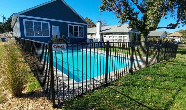 2-Rail-Flat-Top-Ascot-Style-Black-Aluminum-Pool-Co Fence & Deck