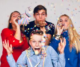 Photogrpaher-party-272x231 Photographer Near Me