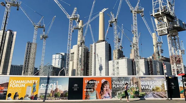 Construction Hoarding by Signimpact Promotional Products by Signimpact