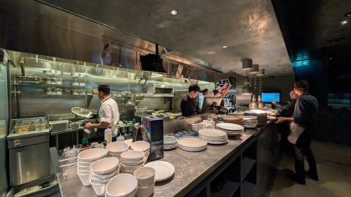 c3 The Sequel - Kitchen & Bar