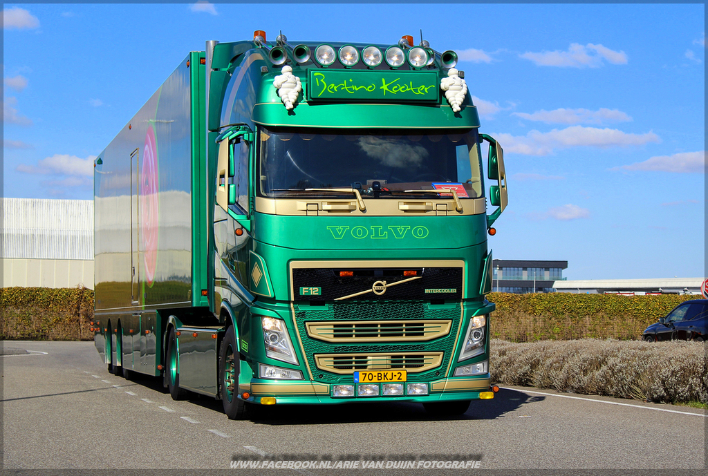 WEekendd (6)-BorderMaker - 