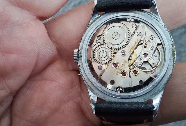 PSX 20250111 100718 Horloges
