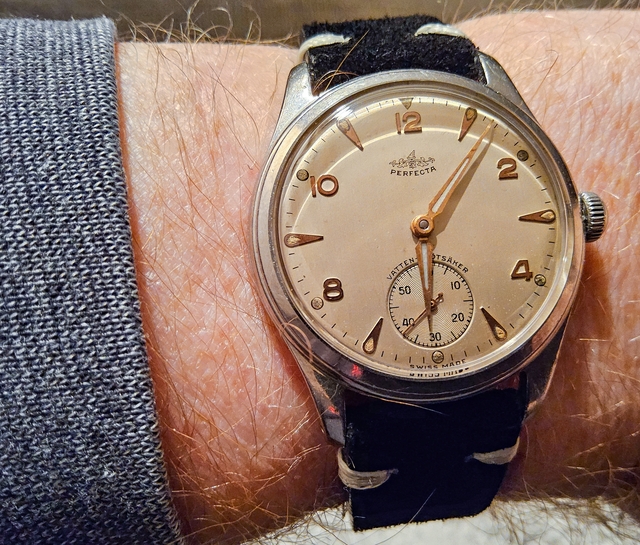PSX 20241125 180858 Horloges