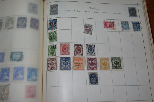 IMGP4895 Hawe raudonas EU PAsaulis bilekas