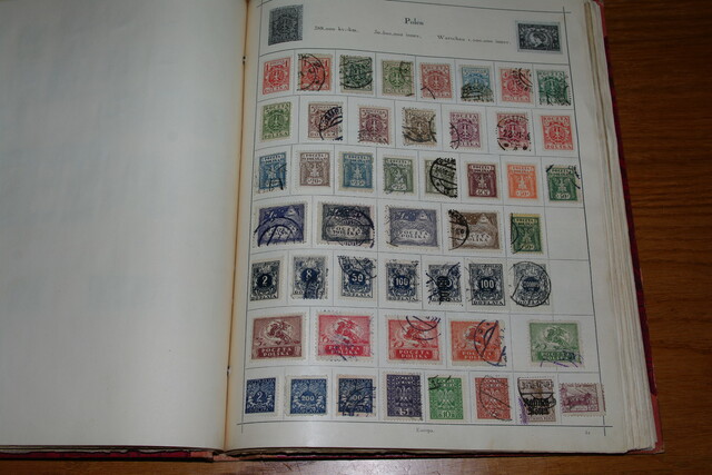 IMGP4905 Hawe raudonas EU PAsaulis bilekas