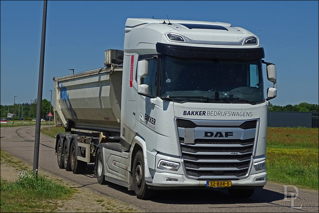 Bakker Bedrijfswagens DAF XG 31-BXR-5 Truckfoto's