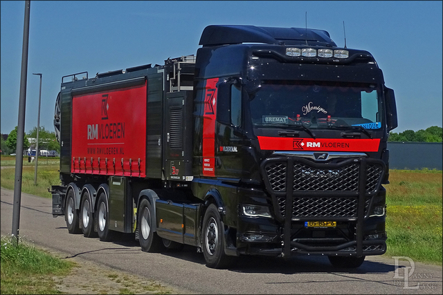 RM Vloeren MAN TGX 09-BSF-6 Truckfoto's