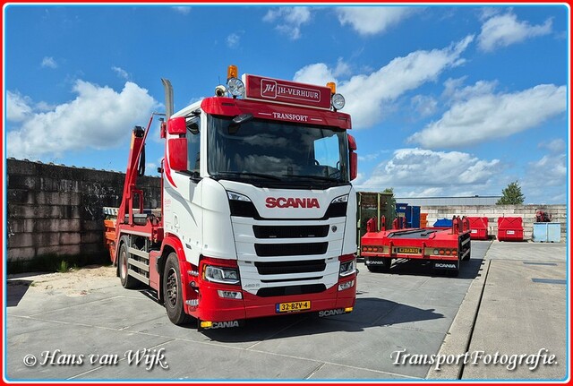 32-BZV-4  A-BorderMaker Container Kippers