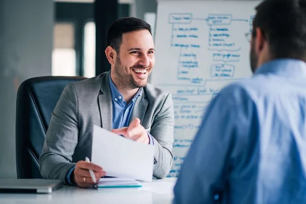 Bericht-Accounting company in Abu Dhabi Bericht