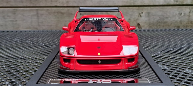 1000010607 F40 LBWK "LIBERTY WALK"