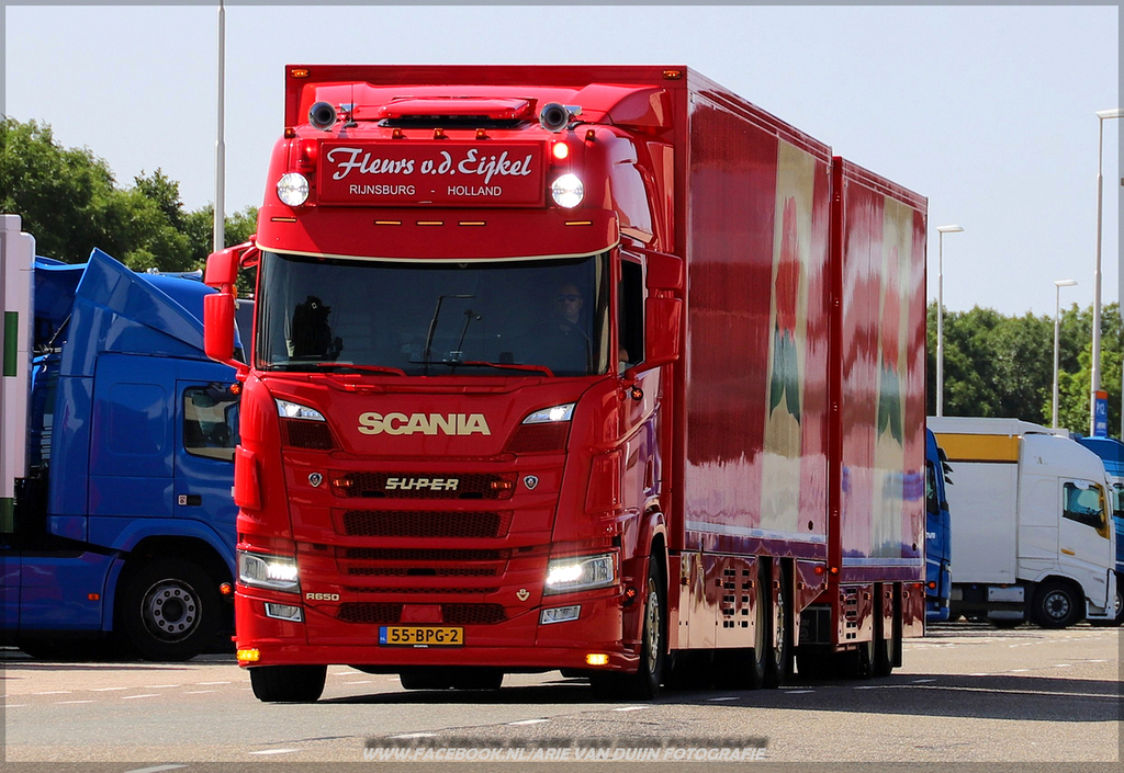 P Robeer iss (4)-BorderMaker - 