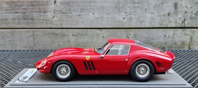 20250701 101009 250 GTO Tribute S/N 3873 (rood)