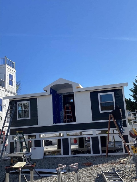 16 Vic Construction LLC