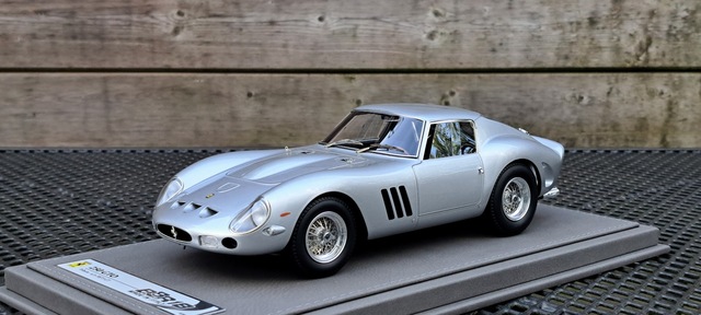 20250709 203058 250 GTO Tribute s/n 3873 (zilver)