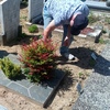 John en Ad naar het graf 09... - R.I.P