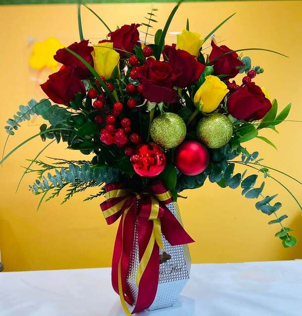 Especialista en Flores de República Dominicana Picture Box