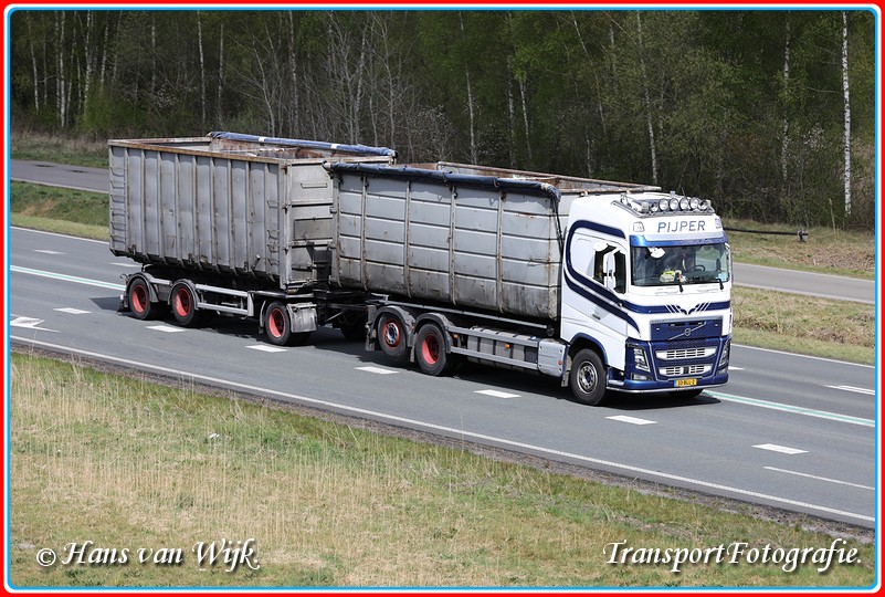 33-BLL-2-BorderMaker Container Kippers