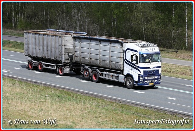 33-BLL-2-BorderMaker Container Kippers