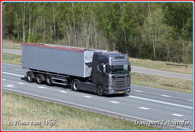 09-BXR-5-BorderMaker Kippers