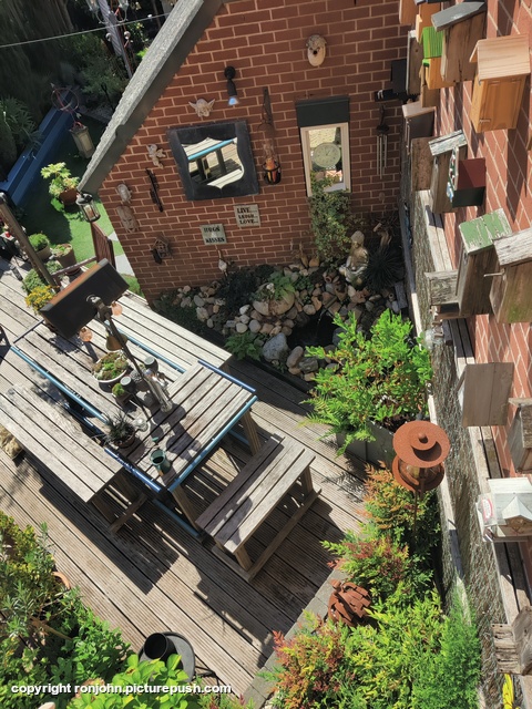 Buitenbar 19-08-25 2 Garden 2023 & 2024 & 2025