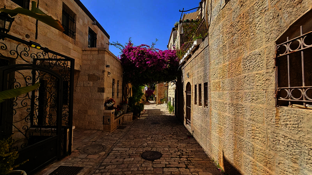 Historic Home Old City Jerusalem – Discover Authen Picture Box